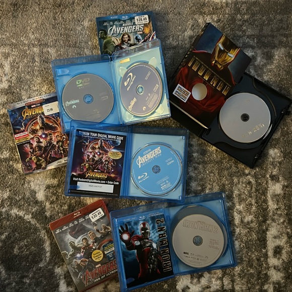 Avengers & Iron Man DVD/Blu-Rays Bundle - Picture 3 of 13